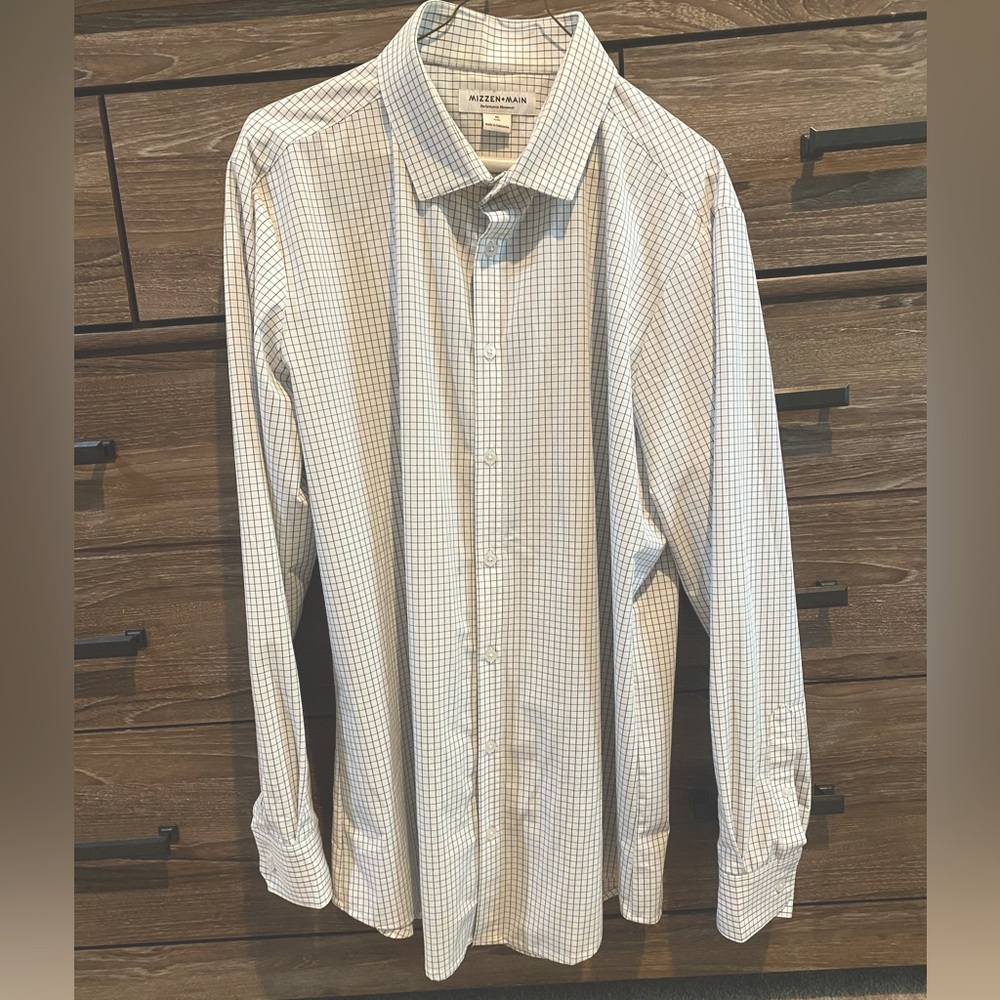 Mizzen+Main men’s dress shirt